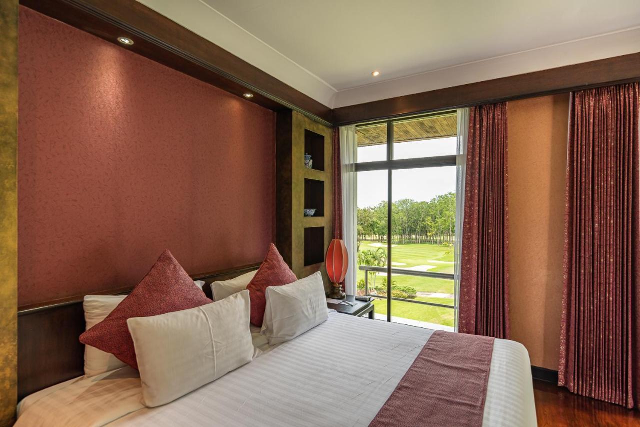 Blue Canyon Country Club Mai Khao Екстериор снимка